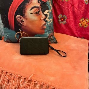 Thirty-One Black Quilted Dots Vary You Wristlet Wallet Organizer